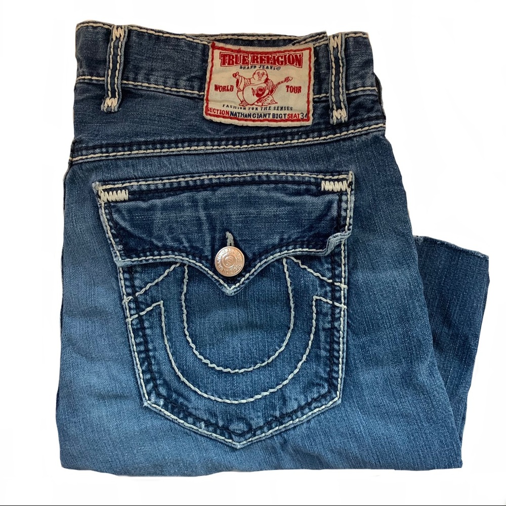 true religion low rise shorts
size 36